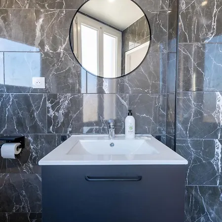 Appartamento 1-br Near The Center Cannes